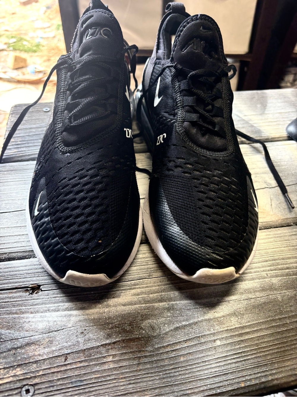 Nike Men’s Black Air Max 270 Lightweight Running Shoes size 10.5
